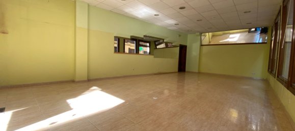 Gewerbliche Immobilie in La Rioja, Spain 76m², Nr. 181090 4