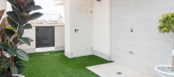 2 bedrooms Penthouse in Torrevieja, Spain No. 145878 14