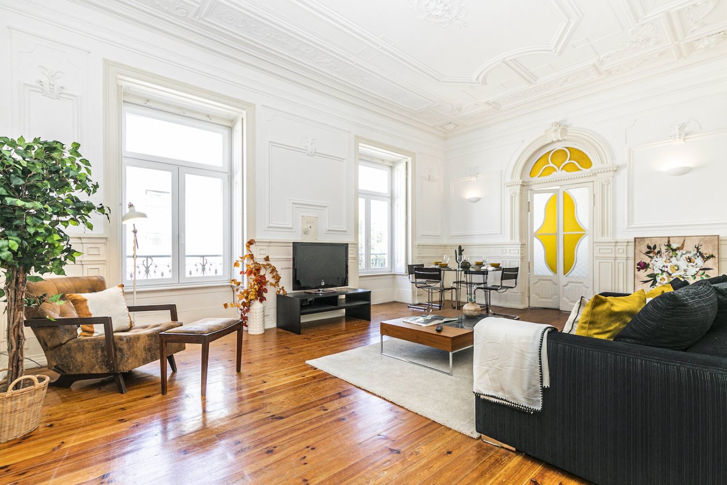 4 bedrooms Apartment in Lisbon, Portugal No. 104102