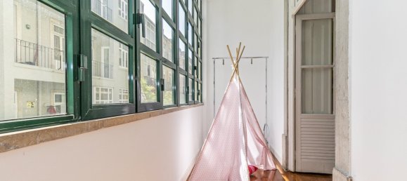 4 bedrooms Apartment in Lisbon, Portugal No. 104102 4