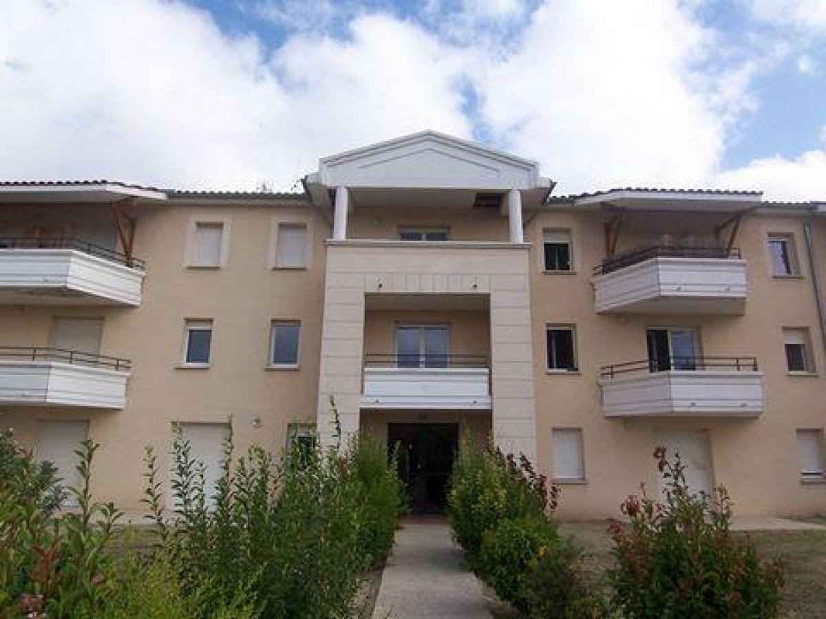 4 bedrooms Condo in Carcassonne, France No. 24404