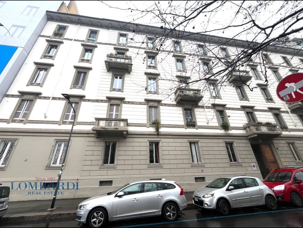 2 chambres Appartement à Milan, Italy No. 239764