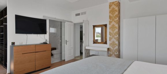 4 Schlafzimmer Villa in Marbella, Spain, Nr. 183924 22