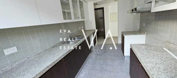 Adosado de 3 dormitorios en Dubai, UAE No. 102965 5