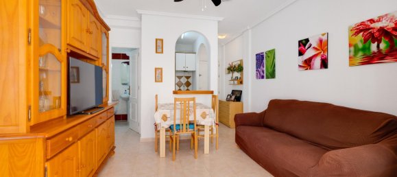 60 m² bungalow en venta en Torrevieja, Alicante, Comunidad Valenciana, Spain № 370076 3