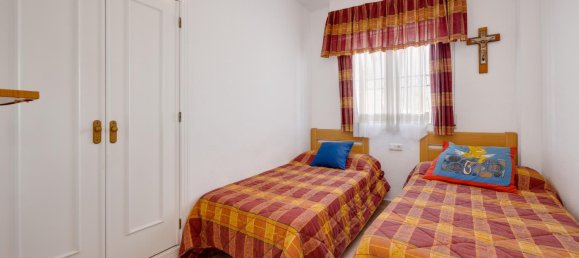 60 m² bungalow en venta en Torrevieja, Alicante, Comunidad Valenciana, Spain № 370076 18