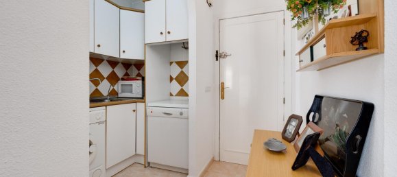 60 m² bungalow en venta en Torrevieja, Alicante, Comunidad Valenciana, Spain № 370076 10