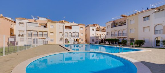 60 m² bungalow en venta en Torrevieja, Alicante, Comunidad Valenciana, Spain № 370076 22
