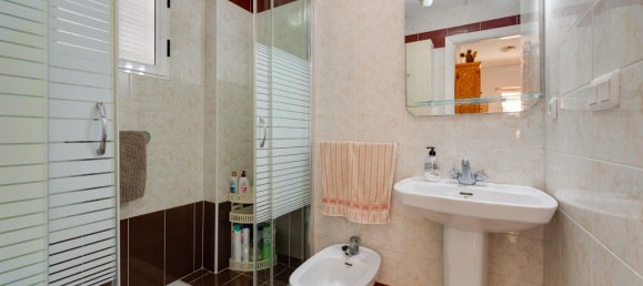 60 m² bungalow en venta en Torrevieja, Alicante, Comunidad Valenciana, Spain № 370076 17
