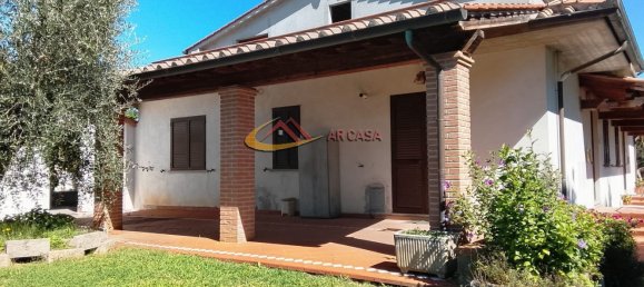 5 bedrooms Villa in Arezzo, Italy No. 349621 3