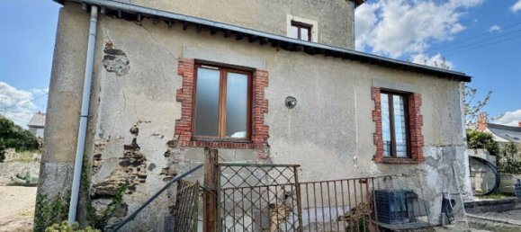 Casa de 3 dormitorios en Mayenne, France No. 357958 4