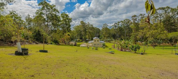 1 غرف نوم مزرعة في Glenwood, Australia رقم 200 10