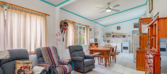 1 غرف نوم مزرعة في Glenwood, Australia رقم 200 2