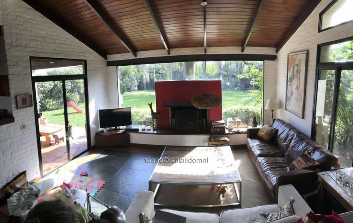 2 bedrooms House in Canelones, Uruguay No. 6431