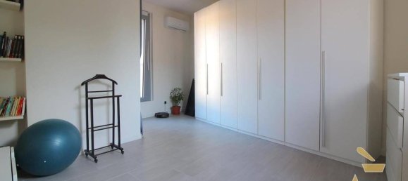 2 rooms Apartment in San Martino Siccomario, Italy No. 29355 11