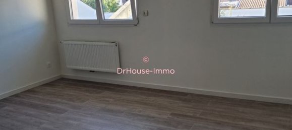 3 bedrooms House in Wattrelos, France No. 55881 22