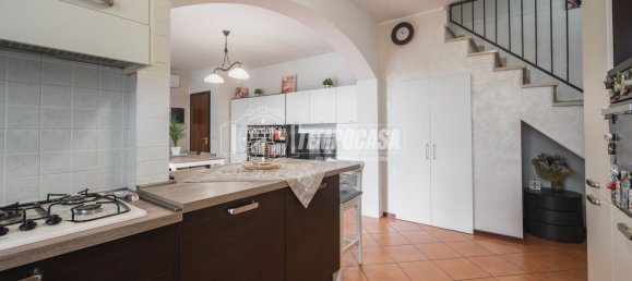 3 bedrooms Duplex in Correggio, Italy No. 328694 18