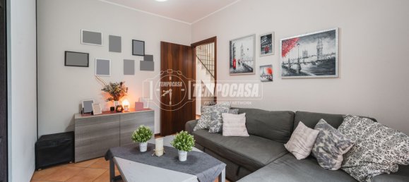 3 bedrooms Duplex in Correggio, Italy No. 328694 22