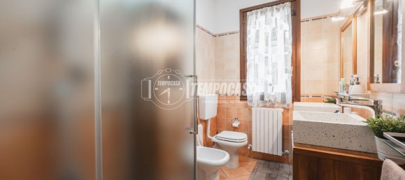 3 bedrooms Duplex in Correggio, Italy No. 328694 23