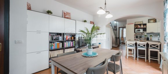 3 bedrooms Duplex in Correggio, Italy No. 328694 14