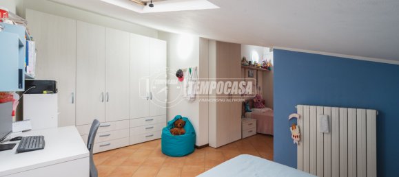 3 bedrooms Duplex in Correggio, Italy No. 328694 30