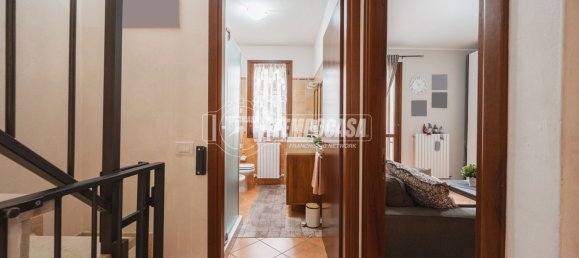 3 bedrooms Duplex in Correggio, Italy No. 328694 19