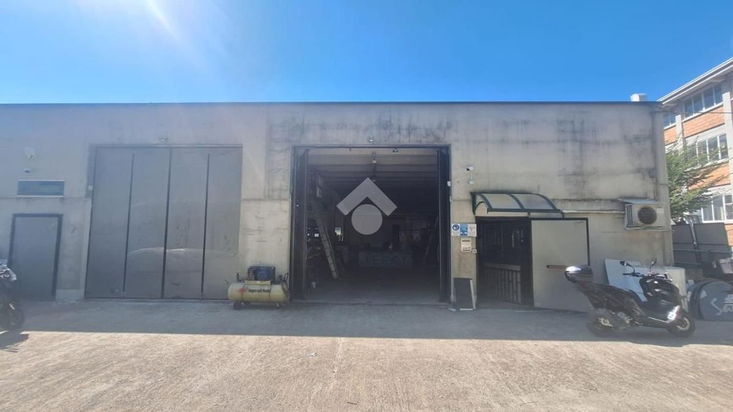  مستودع في Sant'Olcese, Italy 500متر مربع رقم 259154