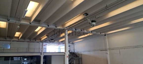 900m² Warehouse in Ferrara, Italy No. 254899 8