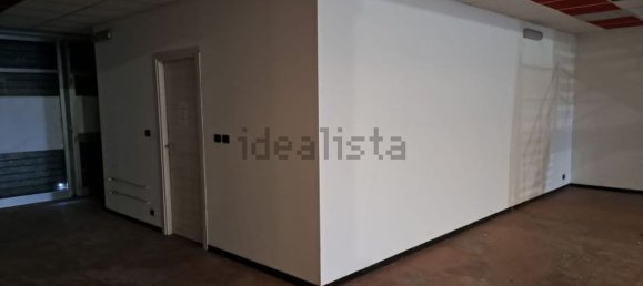 900m² Warehouse in Ferrara, Italy No. 254899 6