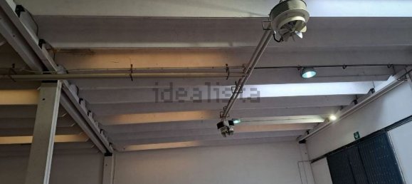900m² Warehouse in Ferrara, Italy No. 254899 4