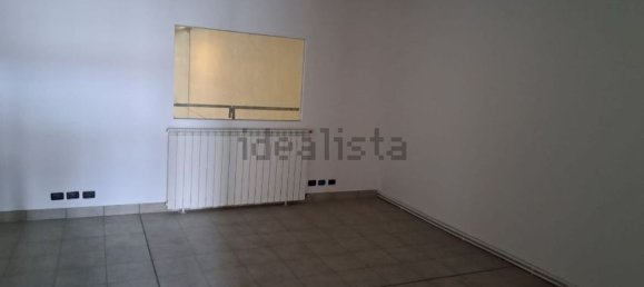 900m² Warehouse in Ferrara, Italy No. 254899 13