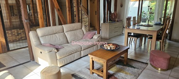 Casa de 4 dormitorios en Saint-Andre-les-Vergers, France No. 52394 3