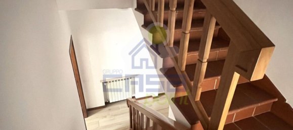 Вилла с 5 комнатами в Кремона, Италия № 269487 32