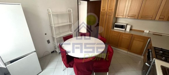 Вилла с 5 комнатами в Кремона, Италия № 269487 13