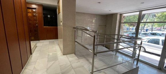 Apartamento de 4 dormitorios en Córdoba, Spain No. 68492 6