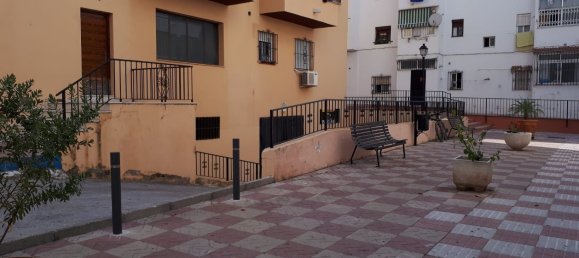 Gewerbliche Immobilie in Marbella, Spain 319m², Nr. 69134 2