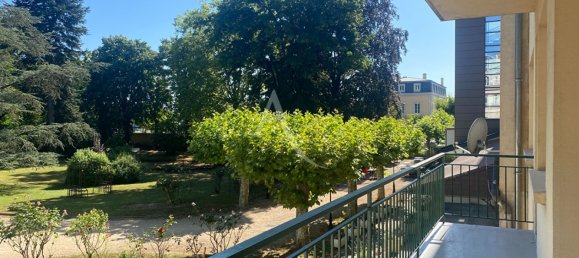 2 bedrooms Apartment in Bourg-en-Bresse, France No. 271159 4