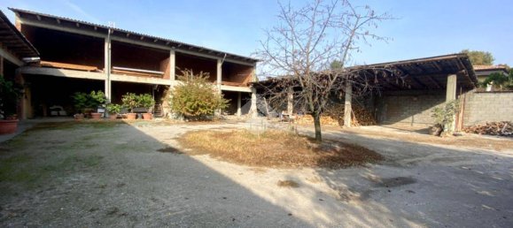 Terreno en Verolanuova, Italy 1000 m² No. 76423 2