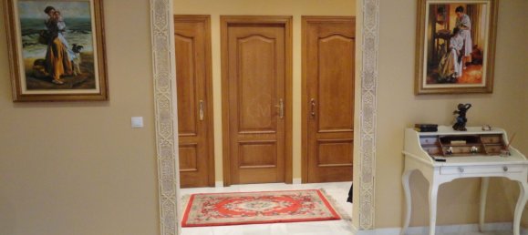 Casa de 4 dormitorios en Estepona, Spain No. 119911 24