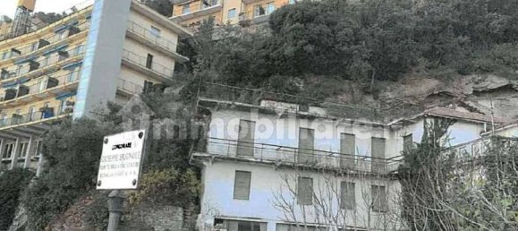 5 rooms House in Noli, Italy No. 292358 4