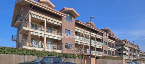 2 bedrooms Apartment in Druento, Italy No. 63395 2