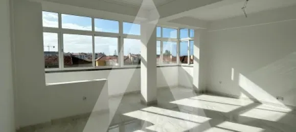 3 bedrooms Apartment in Cascais, Portugal No. 66992 2