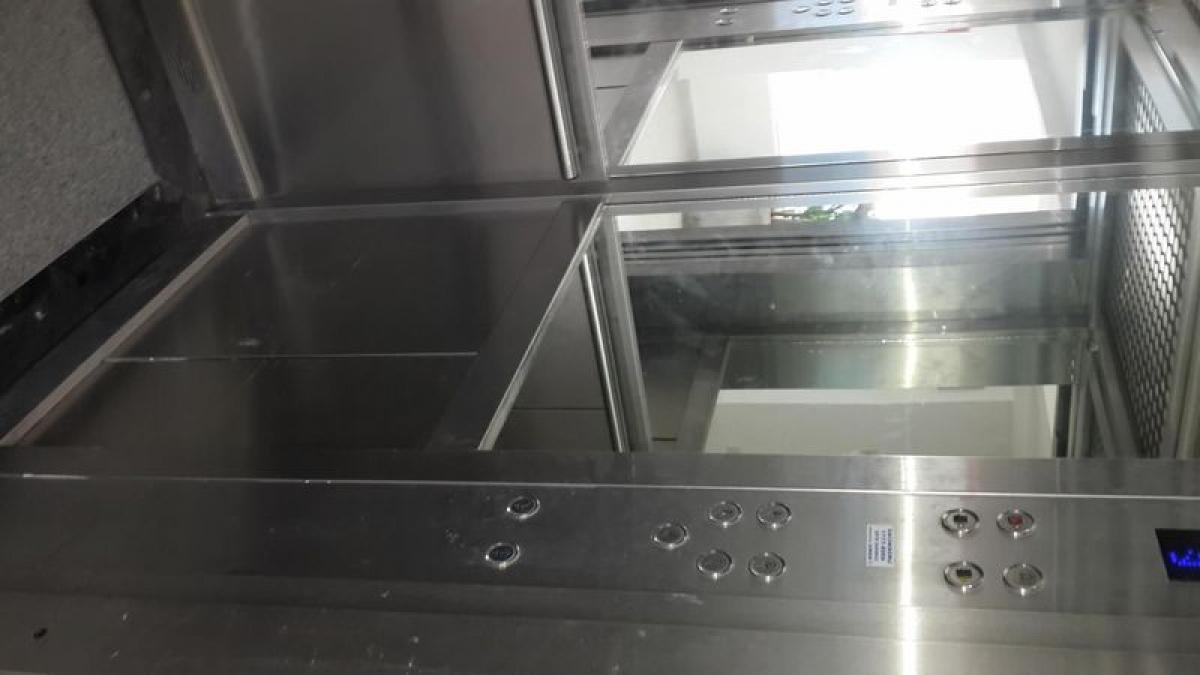 Studio in Bermudez, Argentina No. 7537