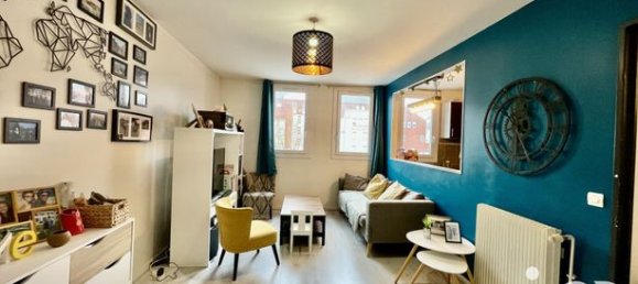 3-salle Appartement à Vauréal, France No. 353584 7