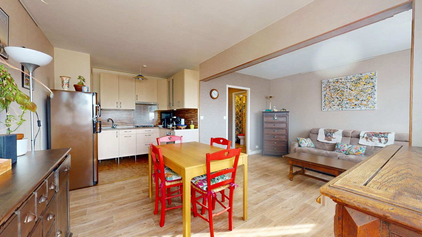 1 bedroom Apartment in Bois-d'Arcy, France No. 124058