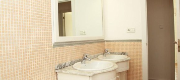 5 bedrooms House in Godella, Spain No. 178731 9