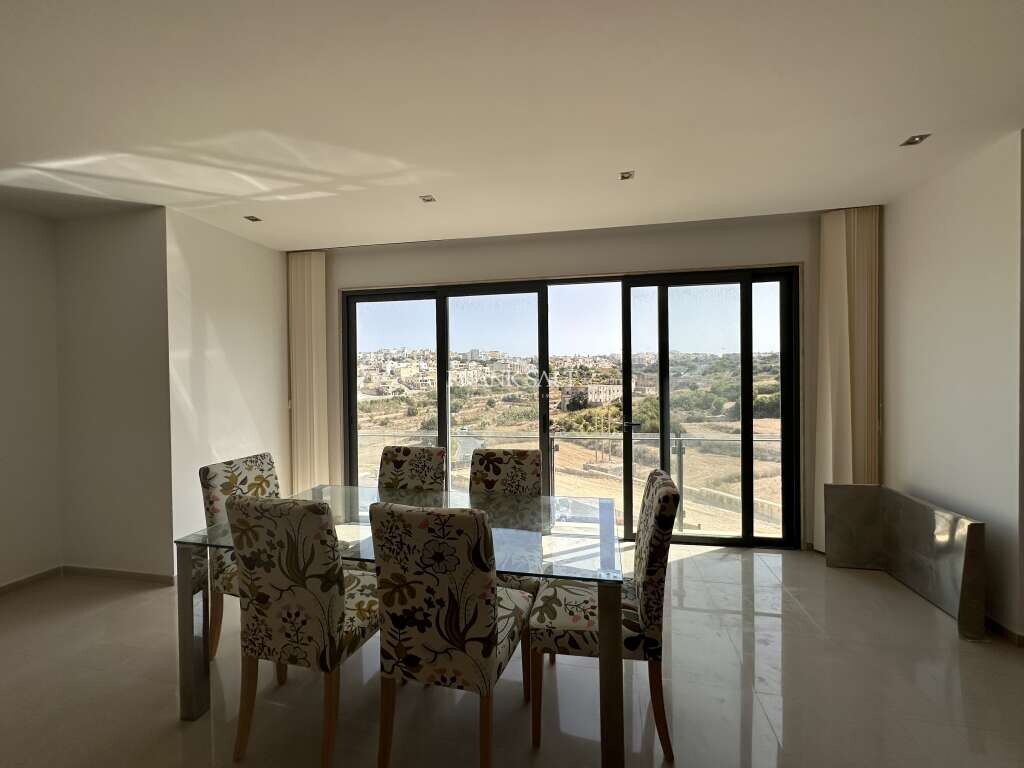 3 chambres Appartement à Swieqi, Malta No. 4908
