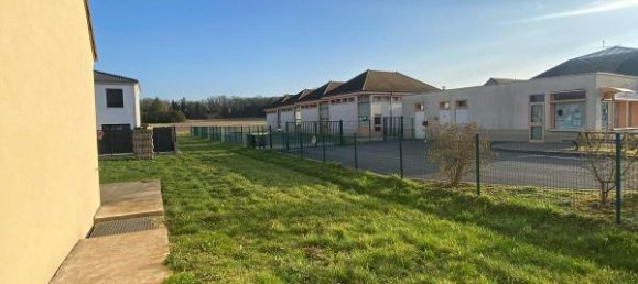 Casa de 3 dormitorios en D'Huison-Longueville, France No. 351964 3