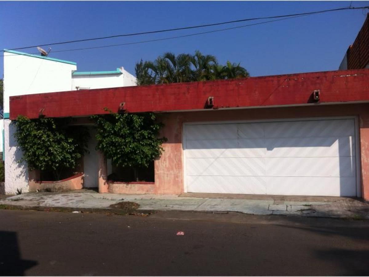 3 bedrooms House in Veracruz, Mexico No. 218000
