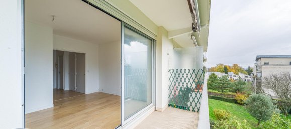 Studio in Tours, France No. 217578 4